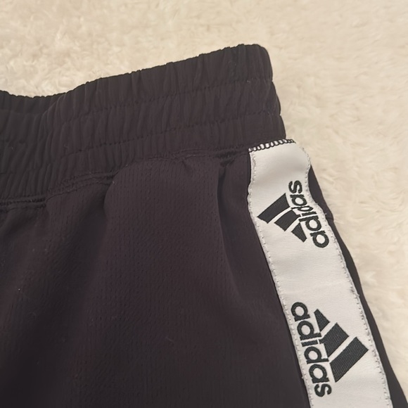 Adidas shorts - Picture 3 of 3